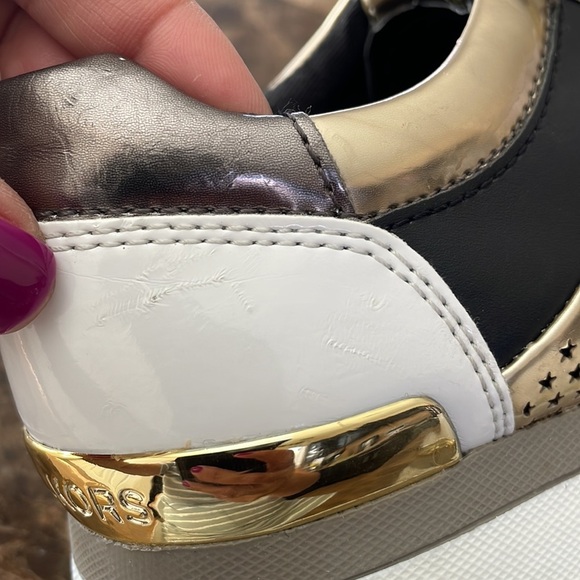 MICHAEL KORS - Picture 7 of 8